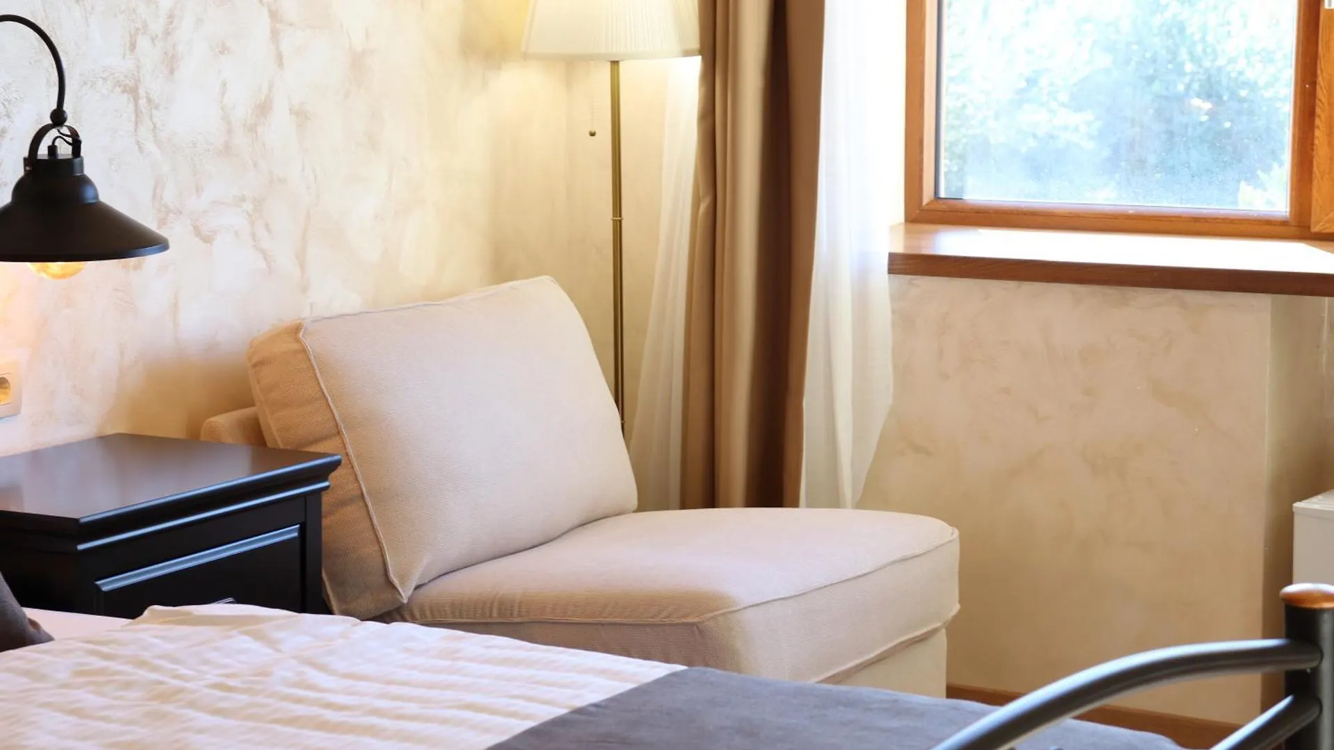 Bed and Breakfast Rustikalna Soba Sa Kupaonicom Milena Kaldir Хорватия